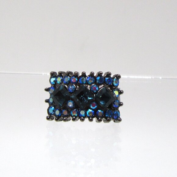 Blue rhinestone adjustable cocktail ring size 6 1/2 NEW - September birthstone - Picture 3 of 11